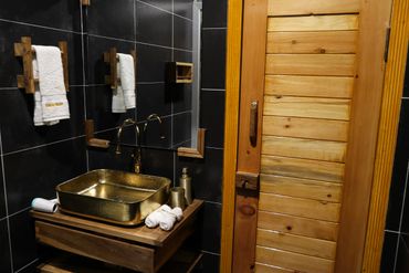 luxury bathroom of executive room  at Dumani Nagar Hotel & Resort