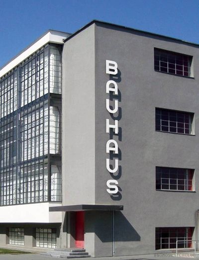 Mythos Bauhaus Uhr De Nomos Watch Club