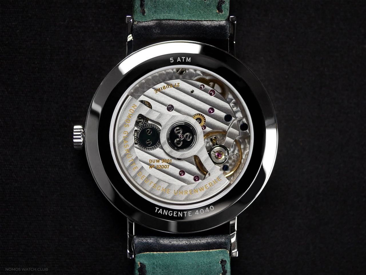 Hands-On: NOMOS Tangente neomatik 39 Platinum Gray (Platingrau)