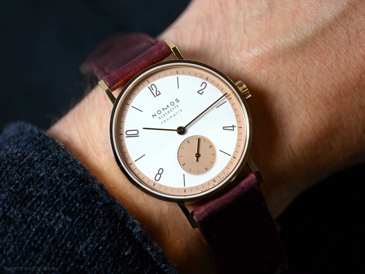Hands-On: Tangente Rose Gold neomatik 175 Years Of Watchmaking