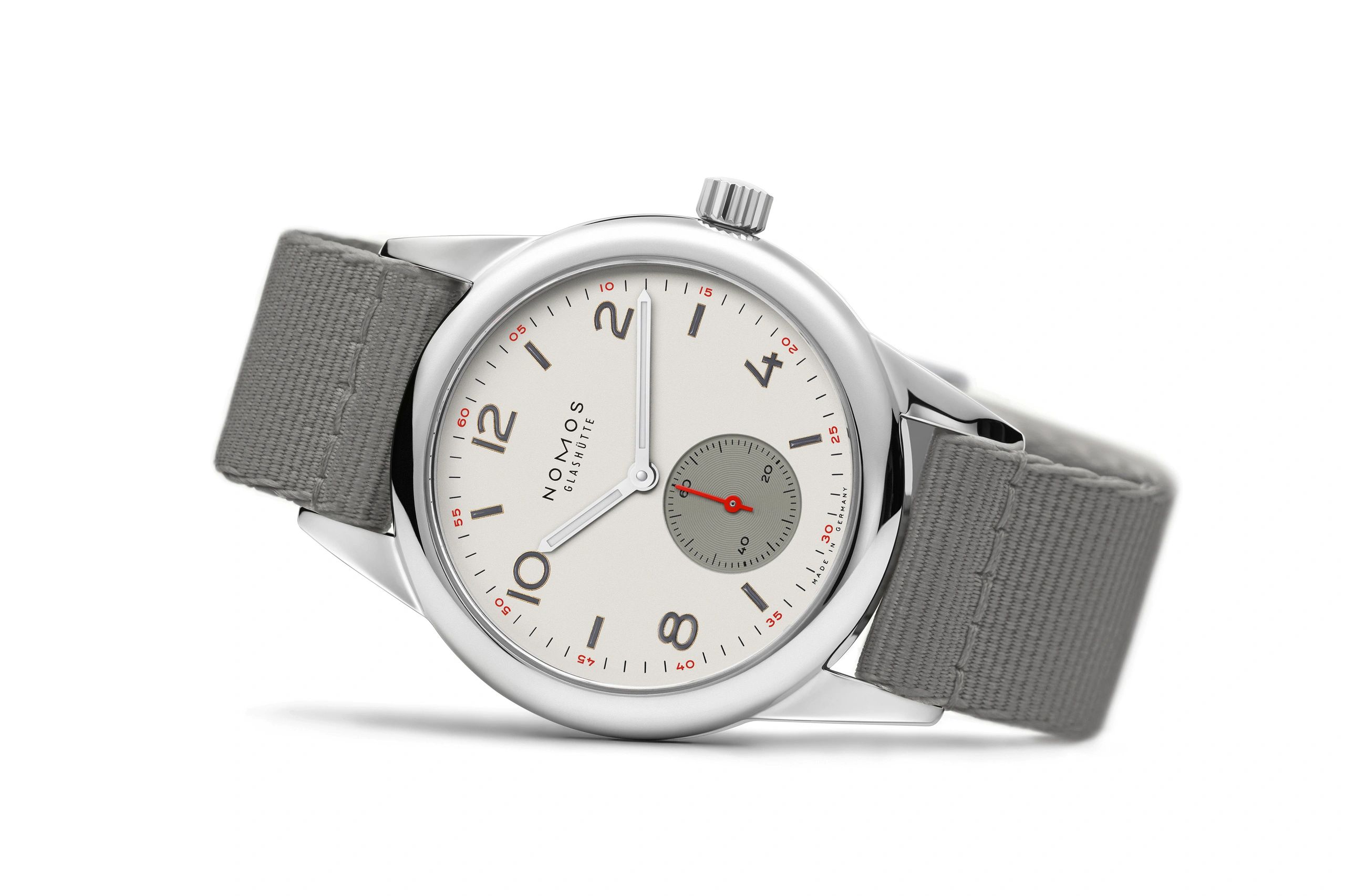 nomoswatchclub.com