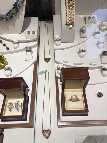 Jewelry Store Vienna, VA. Rings, Earrings, Pendants, Necklaces, Bracelets, Watches. 