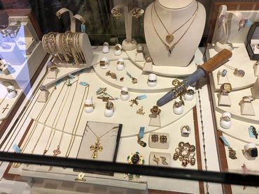 Jewelry Store Vienna, VA. Rings, Earrings, Pendants, Necklaces, Bracelets, Watches. 