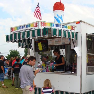 Summertime Sno-Balls owned by Peg and John Budny in CT.