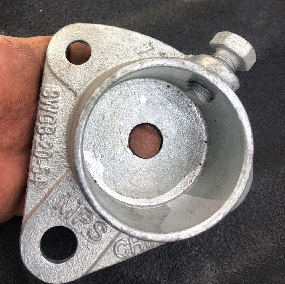 Quantity 11) MacLean Power Systems Senior Industries Pipe Pole Plate 2