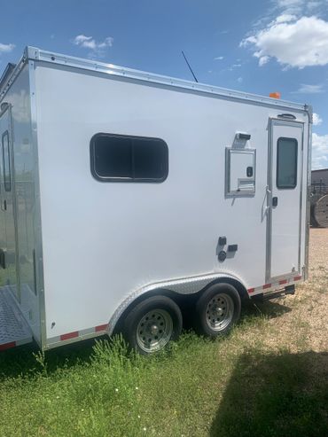 FIBER OPTIC SPLICING TRAILER