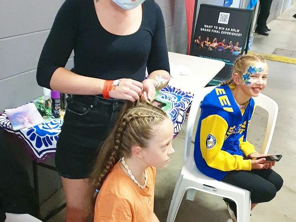 hair braiding
wollongong face painter
face painting for sporting events