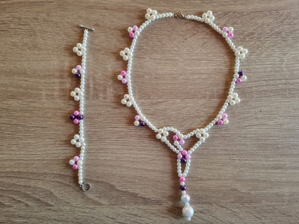 KJ09: Blossom Pearl Bead Set