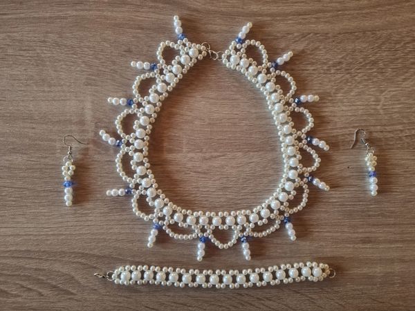 KJ15: Blossom Royale Pearl Set