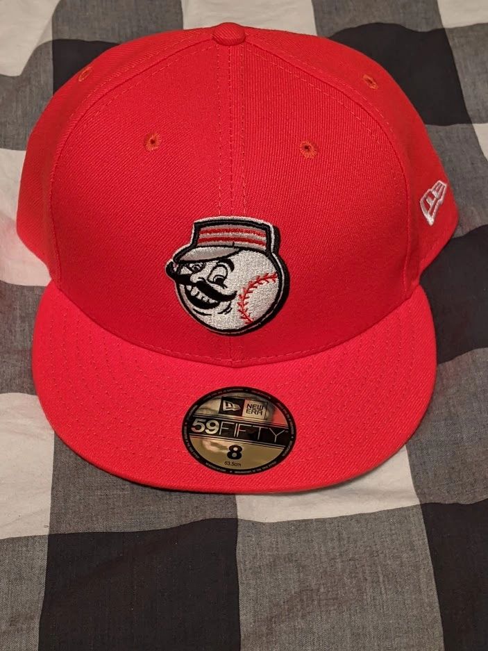 Cincinnati Reds on X: The #Reds will wear these caps and jerseys in  Chicago for Players' Weekend.  / X