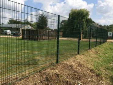 Clear View Fencing