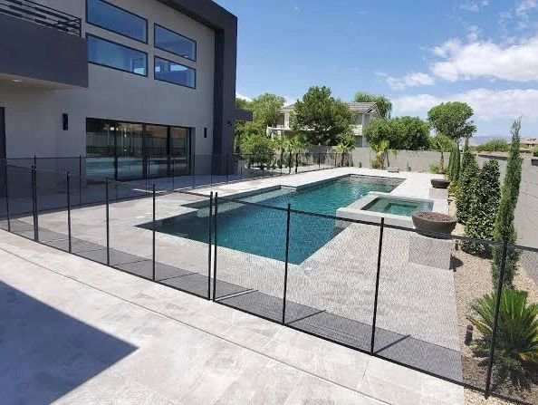 Pool fencing in Cape Town 