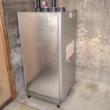 Double Walled 275 Gallon Oil Tank