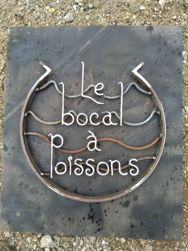 The fish bowl handmade sign, Dromana