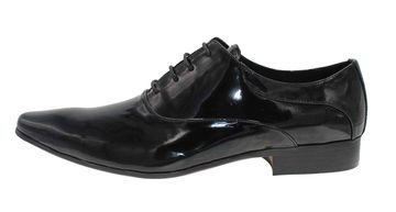 BLACK PATENT LEATHER SHOES