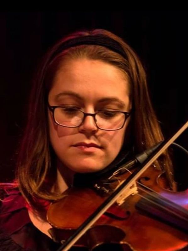 violin student