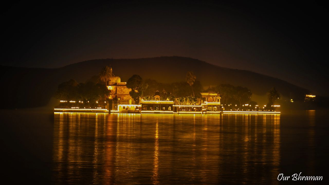 Night View of Jag Mandir Palace