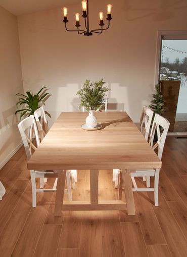 Custom solid maple extendible Dinning Table