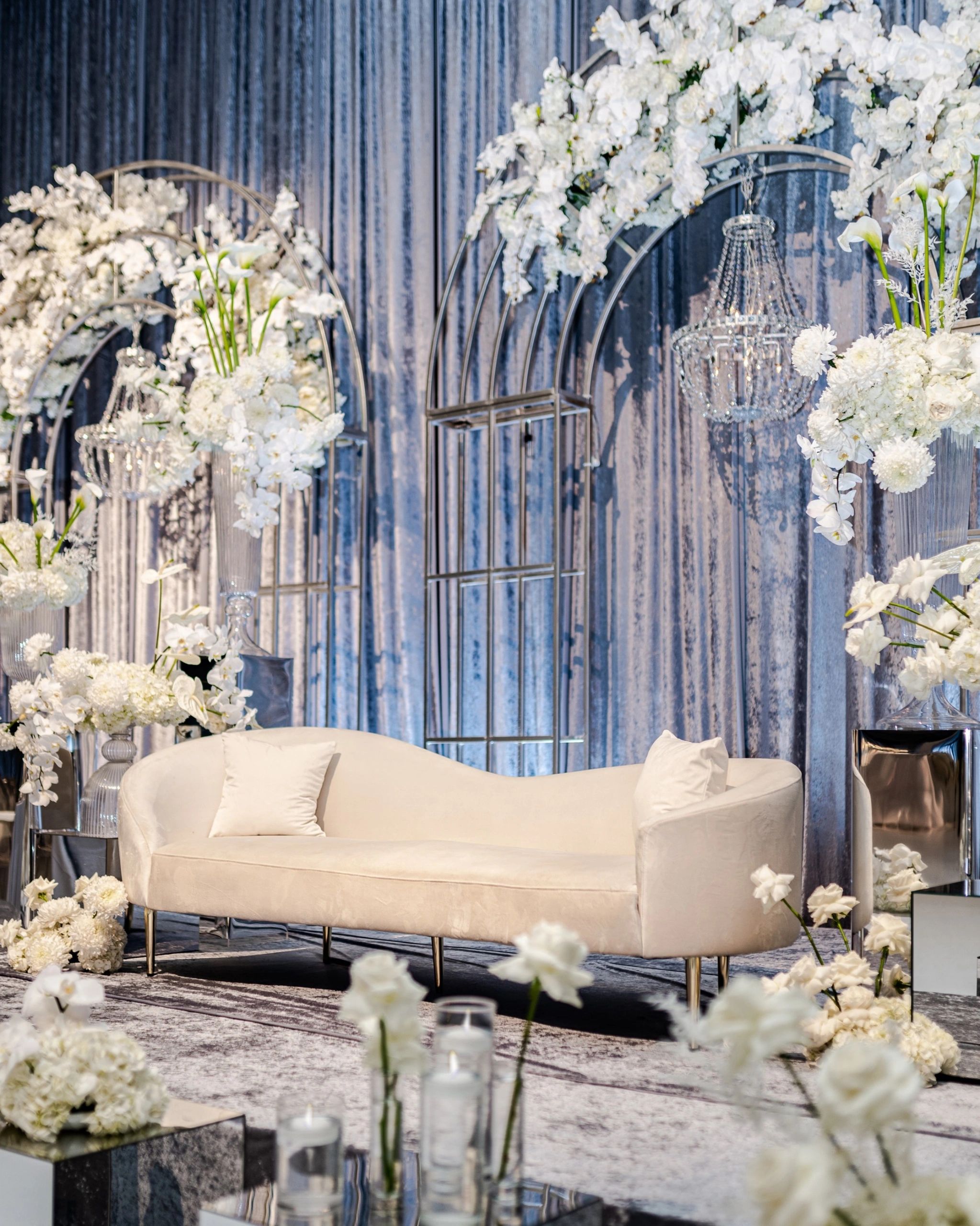 wedding sofa, wedding decor, wedding stage sofa, windsor decorators, windsor evnet furniture rentals