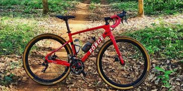 Gravel bike on trail