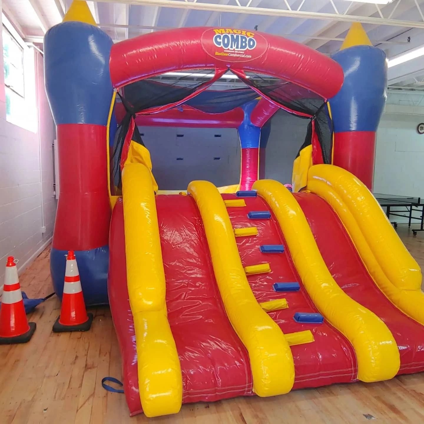 Lee's Indoor Playhouse