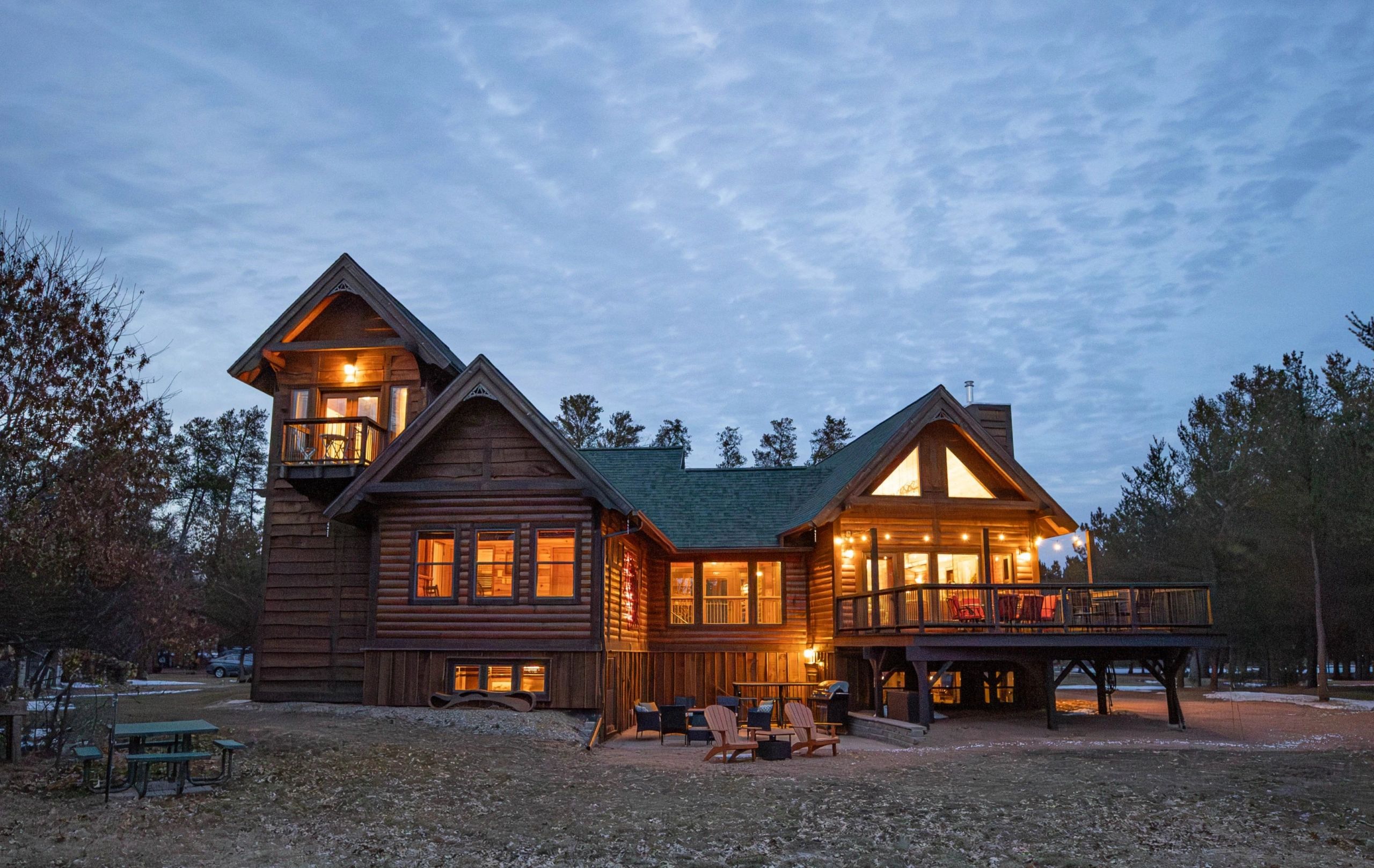 Lake Tower Lodge Your Perfect Vacation Rental and Corporate Retreat