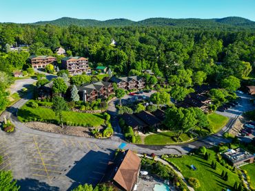 The Lodges at Cresthaven Lake George, NY