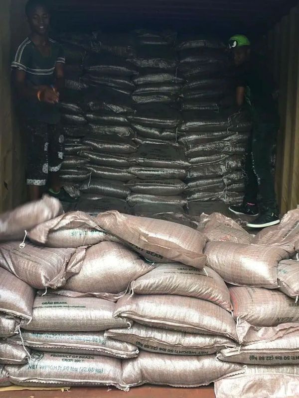 A 20 foot container of our bean splits being unloaded in one of our 7 distribution centers.