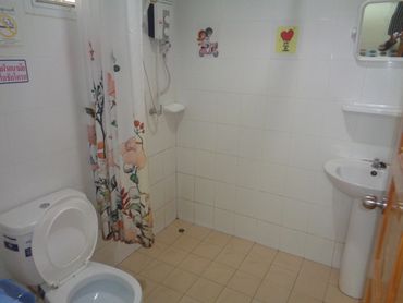 Suite no3  double bed king size Air Conditioner Balcony anfd shower suite large kitchen for home coo