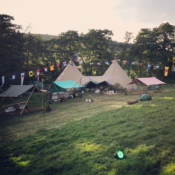 Event Shelters and Structures in a Field