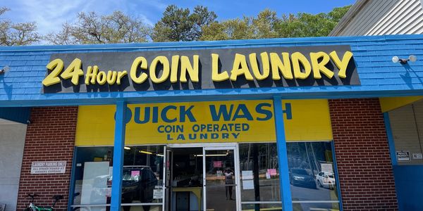 Front Entry of 24Hour Coin Laundry at 611 James Lee Rd