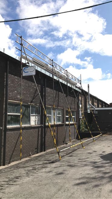 Edge protection scaffold erection for roof works