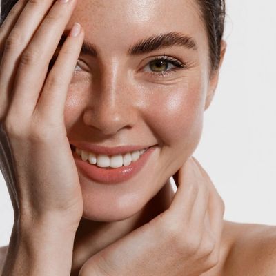 Brisbane's Number #1 Lip and Cheek enhancing clinic. Fuller lips and defined Cheeks only at MOSO