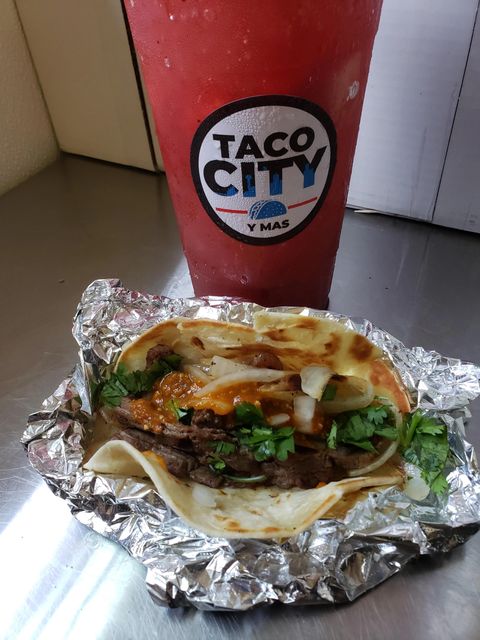 Taco City Y Mas