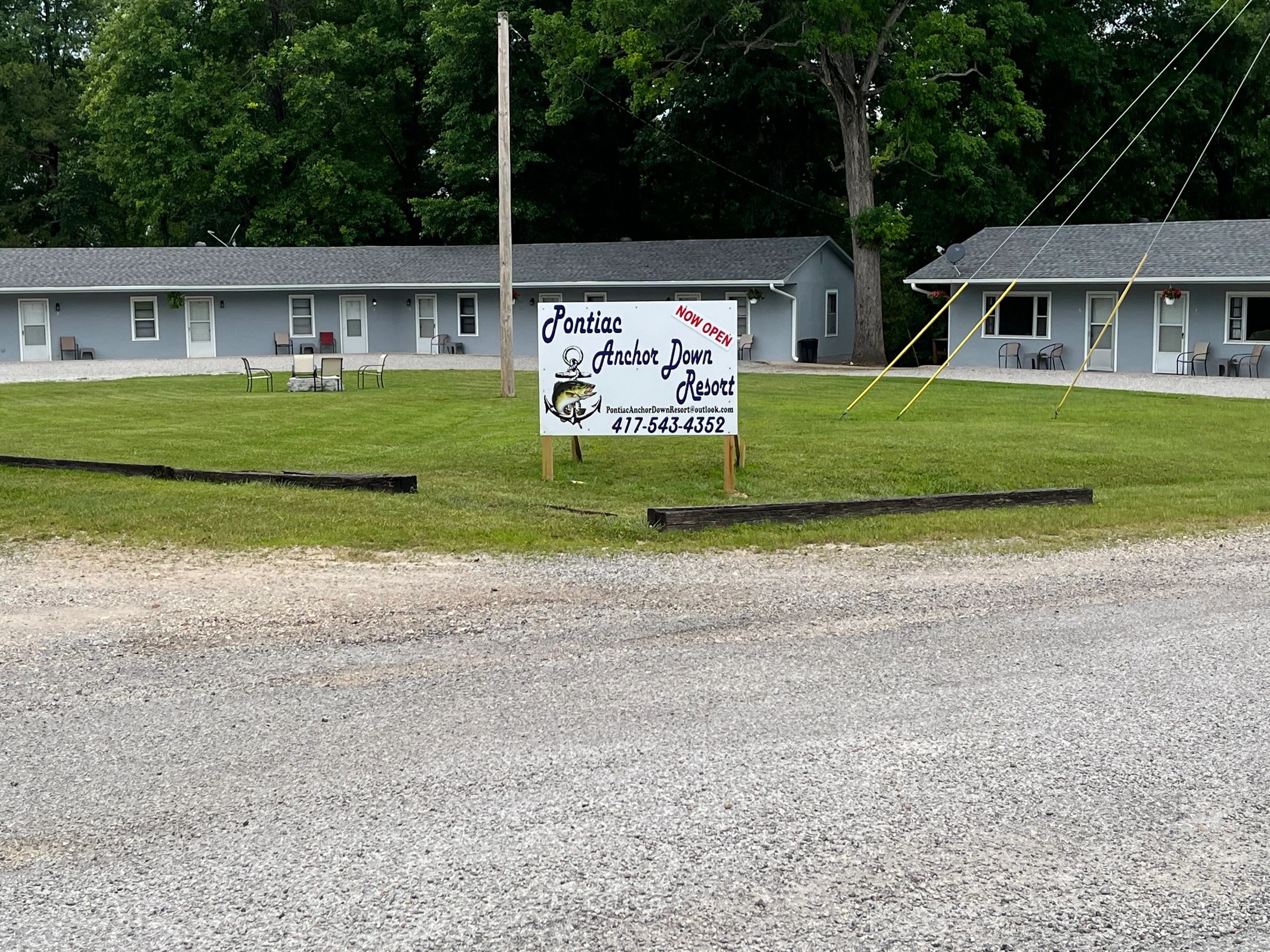 Pontiac Anchor Down Resort