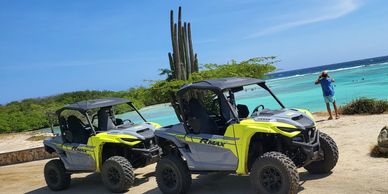 Private island tour with Jeep Aruba exploring with 4x4 side by sides