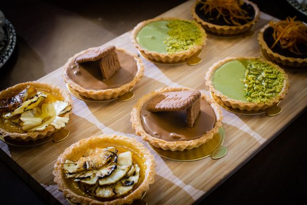 tartlet with lotus, apple, Nutella/orange or pistachio