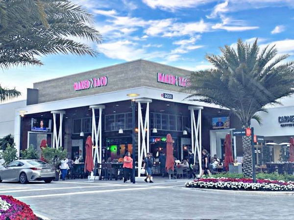 paver roadway
shopping mall pavers
