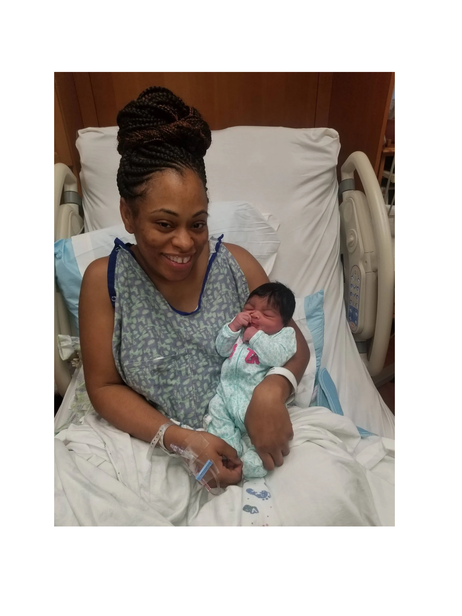 Paying attention: Boston hospital helps breastfeeding Black moms, babies  thrive - The Boston Globe