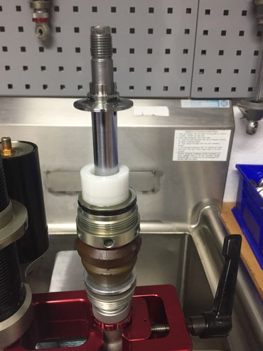 Penske Shock service Riley DP