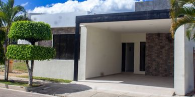 Casa en Venta. Villa Verde. Estilo California.