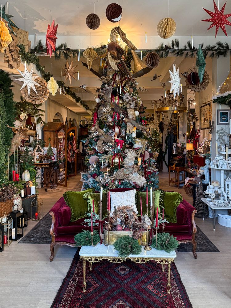 Christmas Holiday Home Decor Store