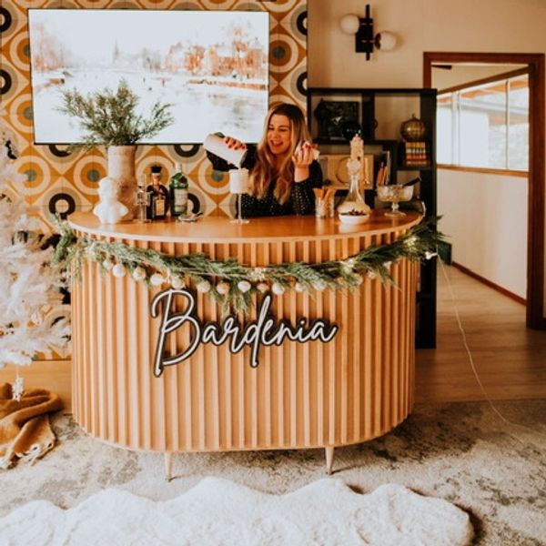 retro inspired mobile bar, Bardenia