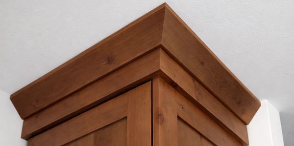 Multi-piece Crown Molding Detail