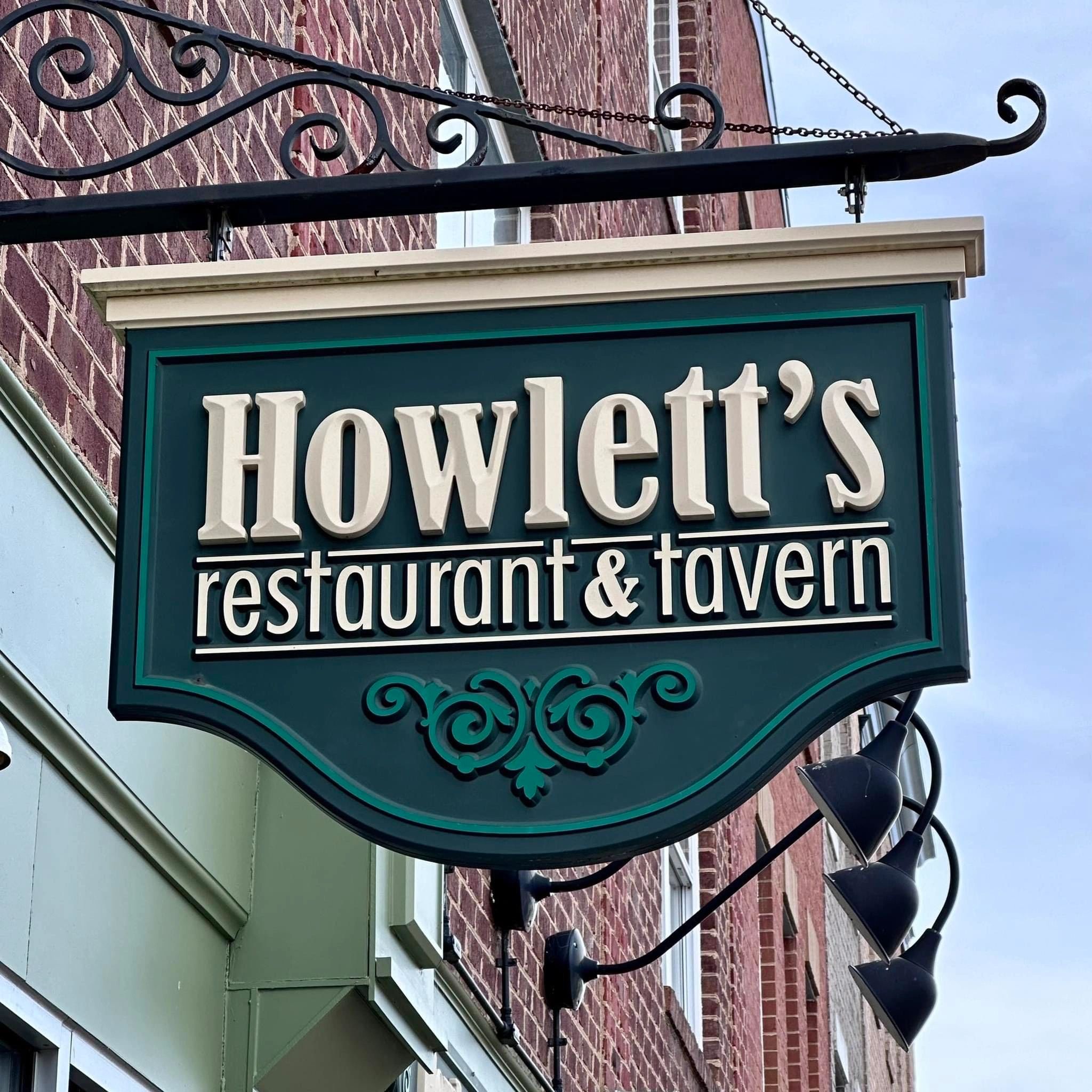 Howlett's Restaurant and Tavern