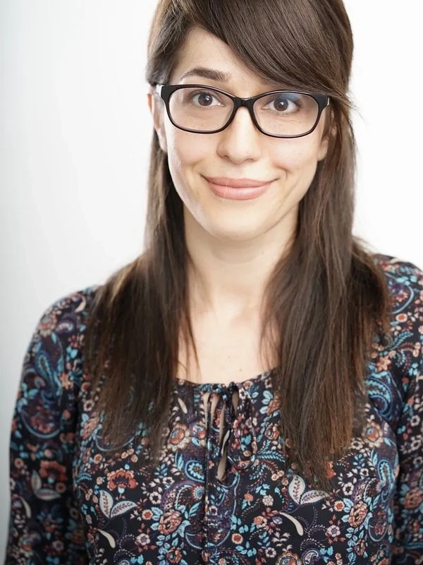 Licensed Marriage and Family Therapist Elena Bahar, founder of Mindful Desire, providing sex therapy