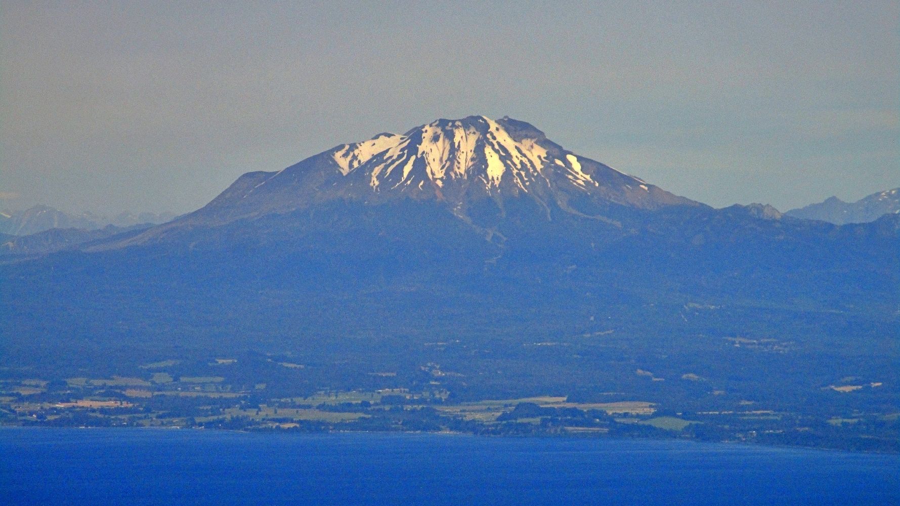 Volcán Láscar en Talabre, image size:1779x1000