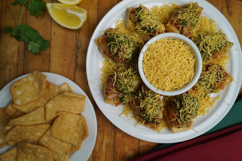 Indian street food prepared at Chalo Chai Gully