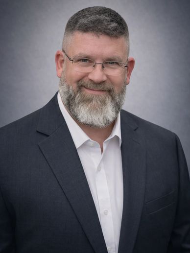 Eric Garcia, Chief Operating Officer