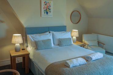 Room 5 Large double with views to the Garden